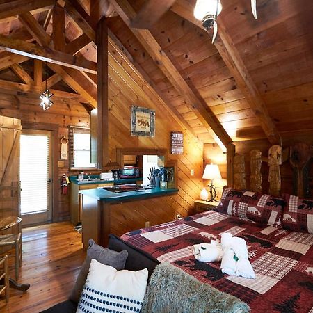 Gatlinburg Area Hottub Cabin - Ladyslipper Sevierville Exterior photo